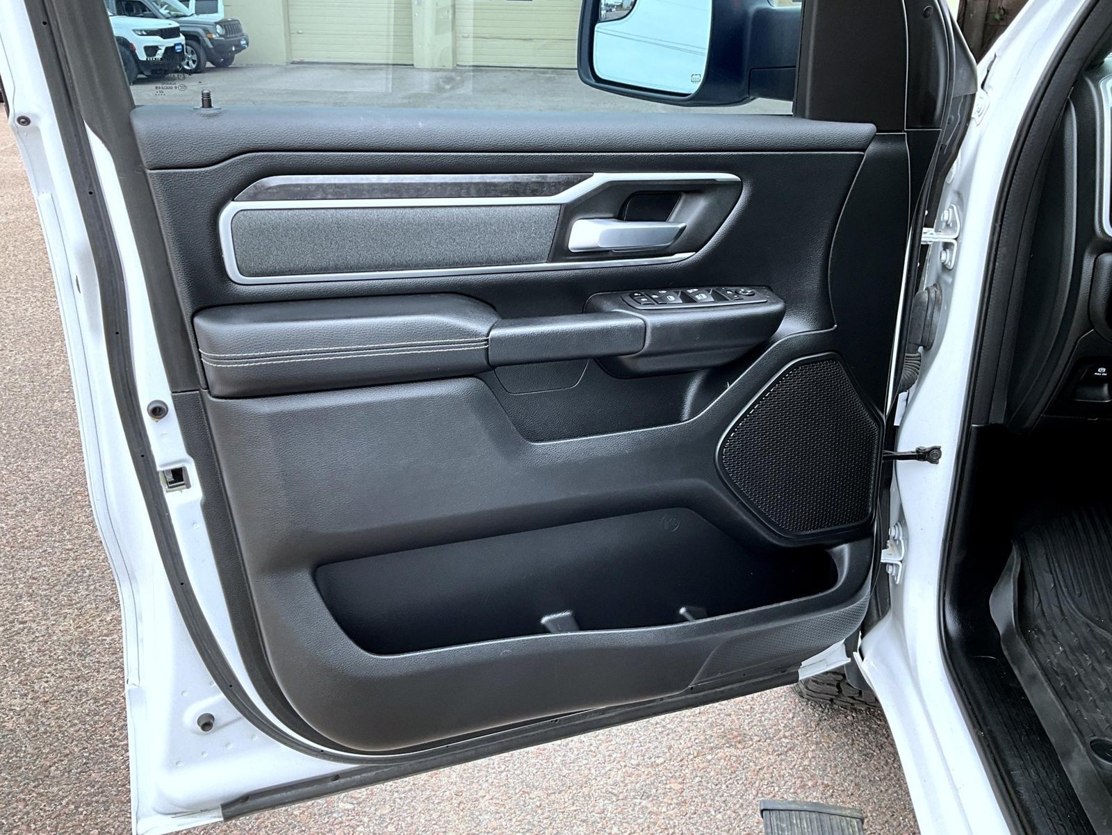 Certified 2023 RAM 1500 Big Horn AWD/4WD image 10