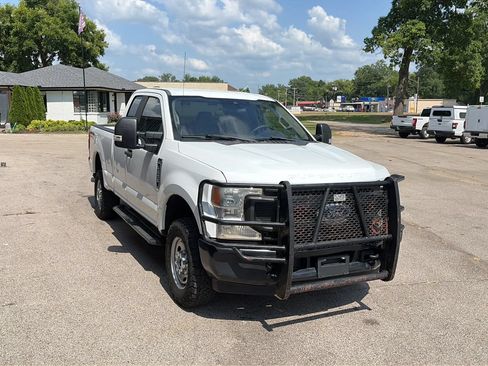 Used 2020 Ford F250 XL w/ Power Equipment Group AWD/4WD image 6