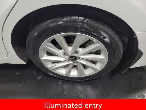 Used 2024 Toyota Camry SE FWD image 12