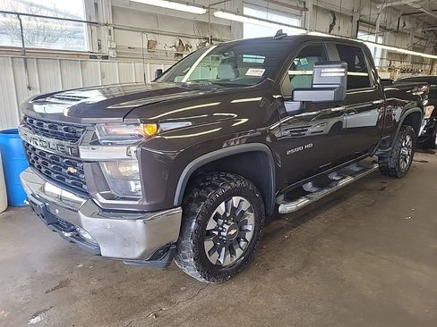 Used 2021 Chevrolet Silverado 2500 LT w/ All Star Edition image 3