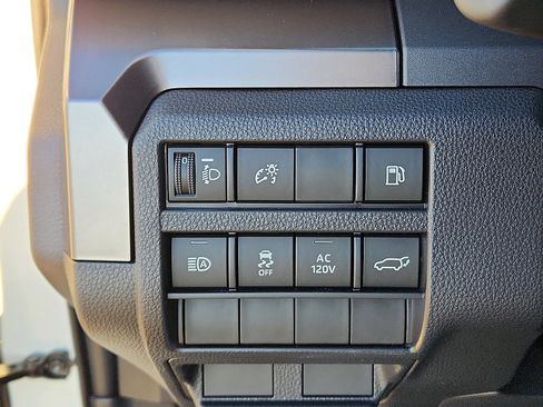 New 2025 Toyota 4Runner TRD Off-Road Premium image 17