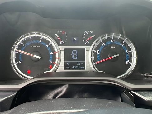 Used 2018 Toyota 4Runner SR5 Premium AWD/4WD image 29