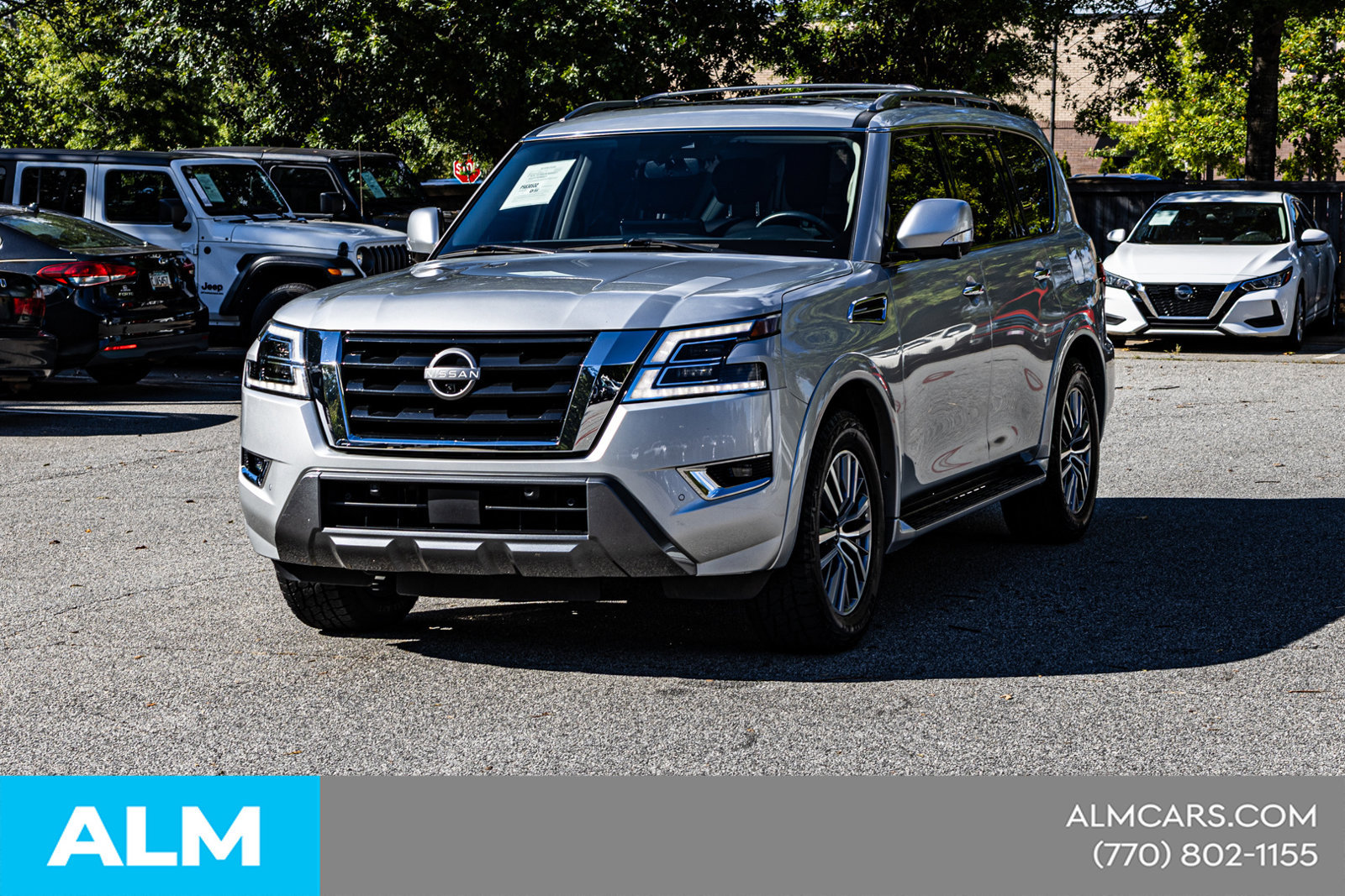 Used 2023 Nissan Armada SL w/ Captain's Chairs Package AWD/4WD image 3