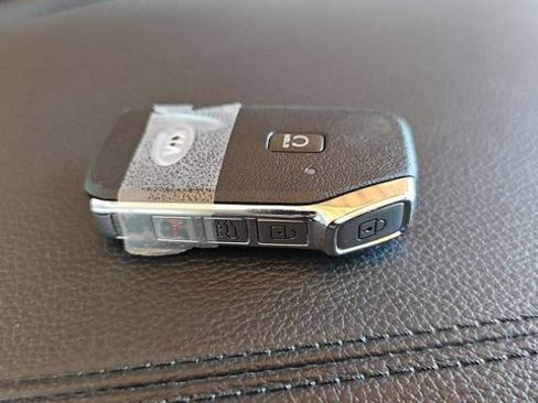 Used 2021 Kia Telluride S AWD/4WD image 10