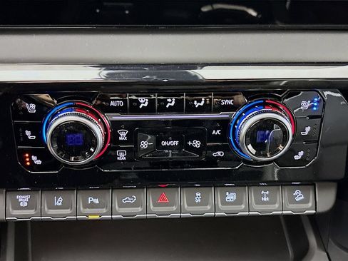 New 2026 GMC Sierra 2500 AT4X AWD/4WD image 20