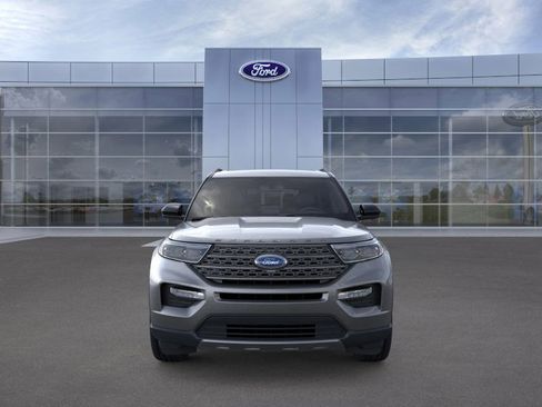 New 2024 Ford Explorer XLT w/ Equipment Group 202A image 6