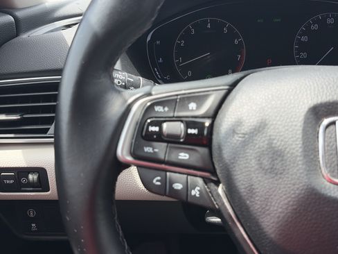Used 2018 Honda Accord EX-L image 23