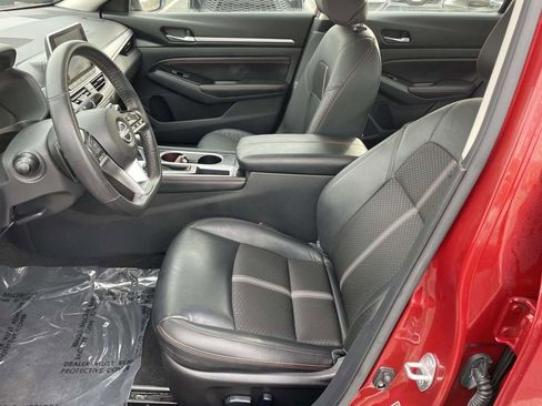 Used 2023 Nissan Altima 2.5 SR FWD image 28