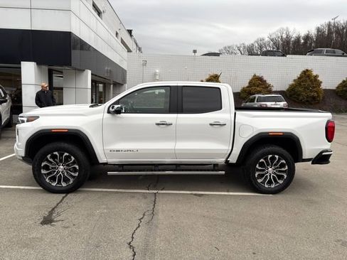 Used 2026 GMC Canyon Denali image 2