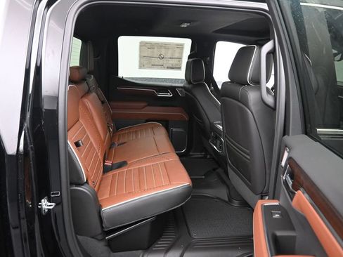 New 2026 GMC Sierra 1500 Denali Ultimate AWD/4WD image 10