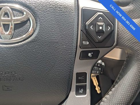 Used 2019 Toyota Tacoma SR5 RWD image 28