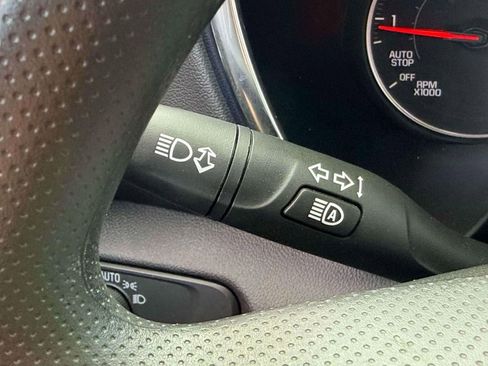 Used 2025 Chevrolet Blazer LT FWD image 26