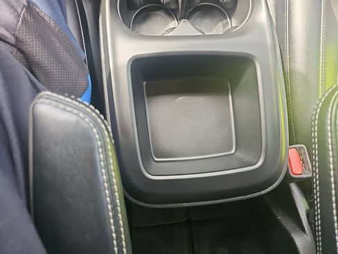 Used 2025 Chrysler Pacifica Select FWD image 26