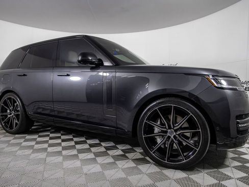Used 2024 Land Rover Range Rover SE AWD/4WD image 10