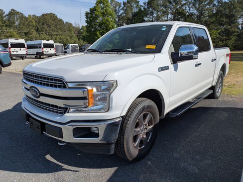 Used 2019 Ford F150 Lariat image 3