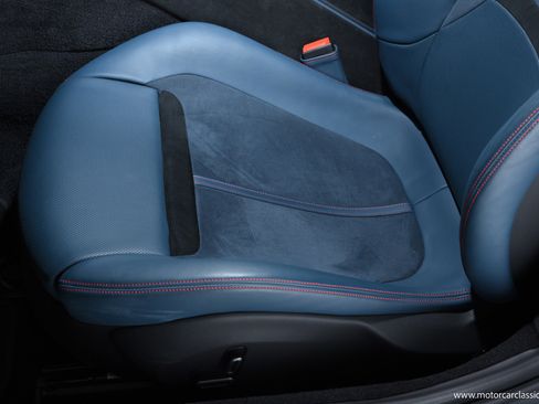 Used 2025 Ferrari Roma Spider RWD image 22