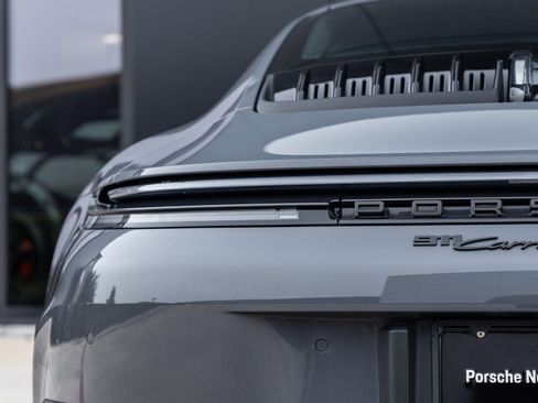 Used 2025 Porsche 911 Carrera GTS image 14