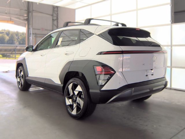 Used 2025 Hyundai Kona Limited AWD/4WD image 7