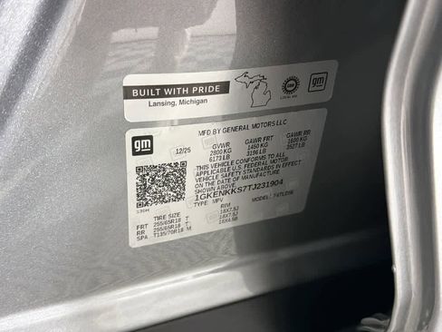 New 2026 GMC Acadia Elevation image 67