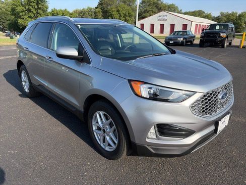 Used 2024 Ford Edge SEL w/ Convenience Package AWD/4WD image 7