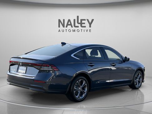 Used 2023 Honda Accord EX image 4