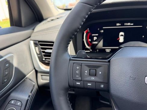 Used 2025 Nissan Rogue Platinum w/ Tech Package AWD/4WD image 13