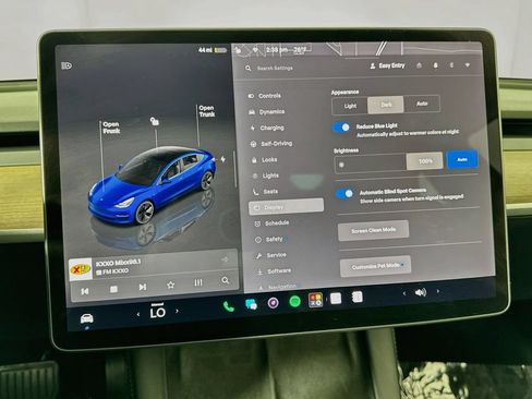 Used 2023 Tesla Model 3 Standard Range RWD image 39