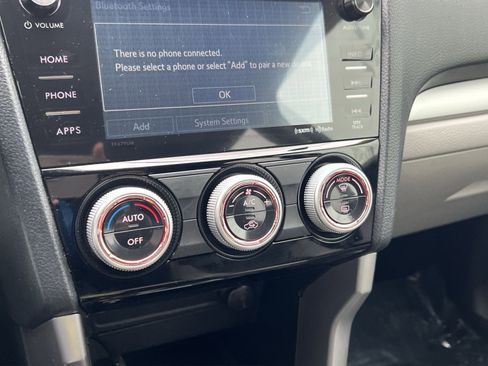 Used 2018 Subaru Forester 2.5i Premium w/ All-Weather Package image 22