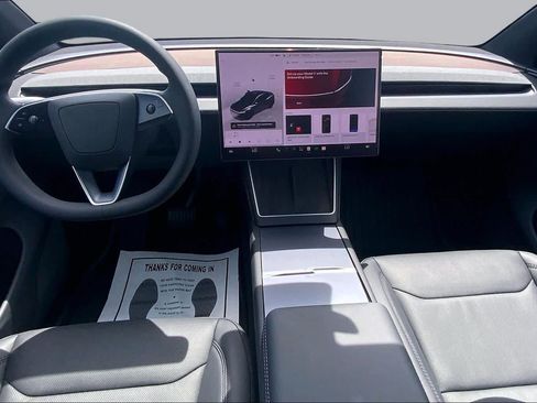Used 2026 Tesla Model Y 2WD image 14