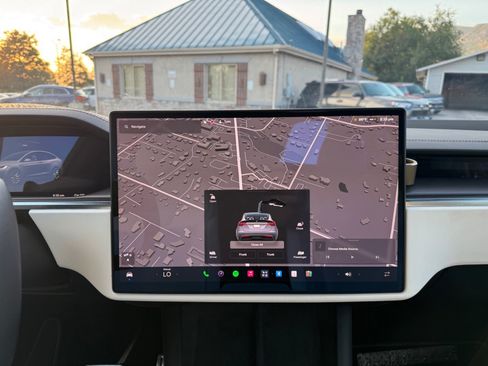 Used 2022 Tesla Model X Plaid AWD/4WD image 14