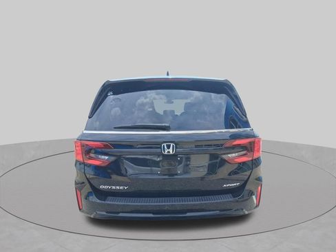 Certified 2025 Honda Odyssey Sport-L image 8