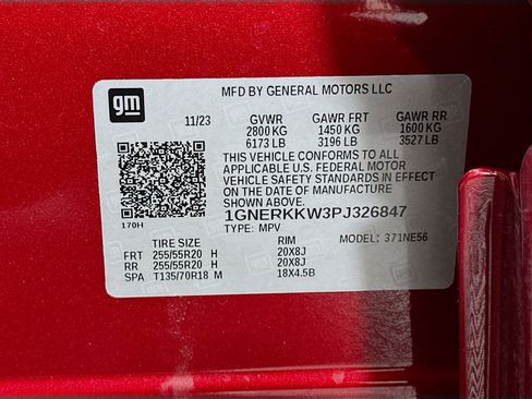 Used 2023 Chevrolet Traverse Premier w/ LPO, Floor Liner Package FWD image 12