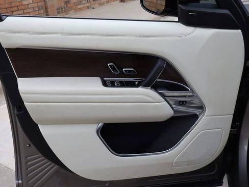 Used 2023 Land Rover Range Rover SE AWD/4WD image 20