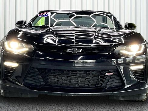 Used 2018 Chevrolet Camaro SS RWD image 2