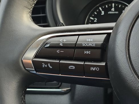 Certified 2025 MAZDA CX-30 AWD 2.5 S w/ Preferred Package image 21