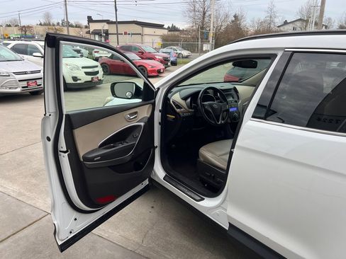 Used 2013 Hyundai Santa Fe Sport 2.0T image 9