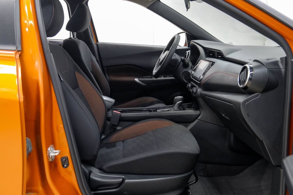 Used 2023 Nissan Kicks SR FWD image 45