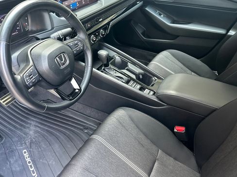 Used 2024 Honda Accord Sport image 7