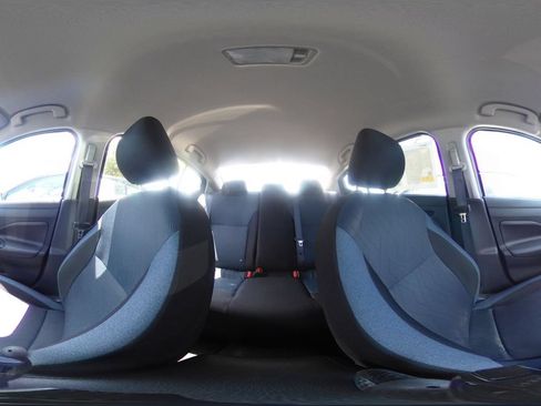 Used 2025 Nissan Versa SV FWD image 40