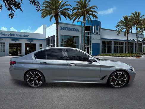 Used 2023 BMW 530i w/ M Sport Package RWD image 9