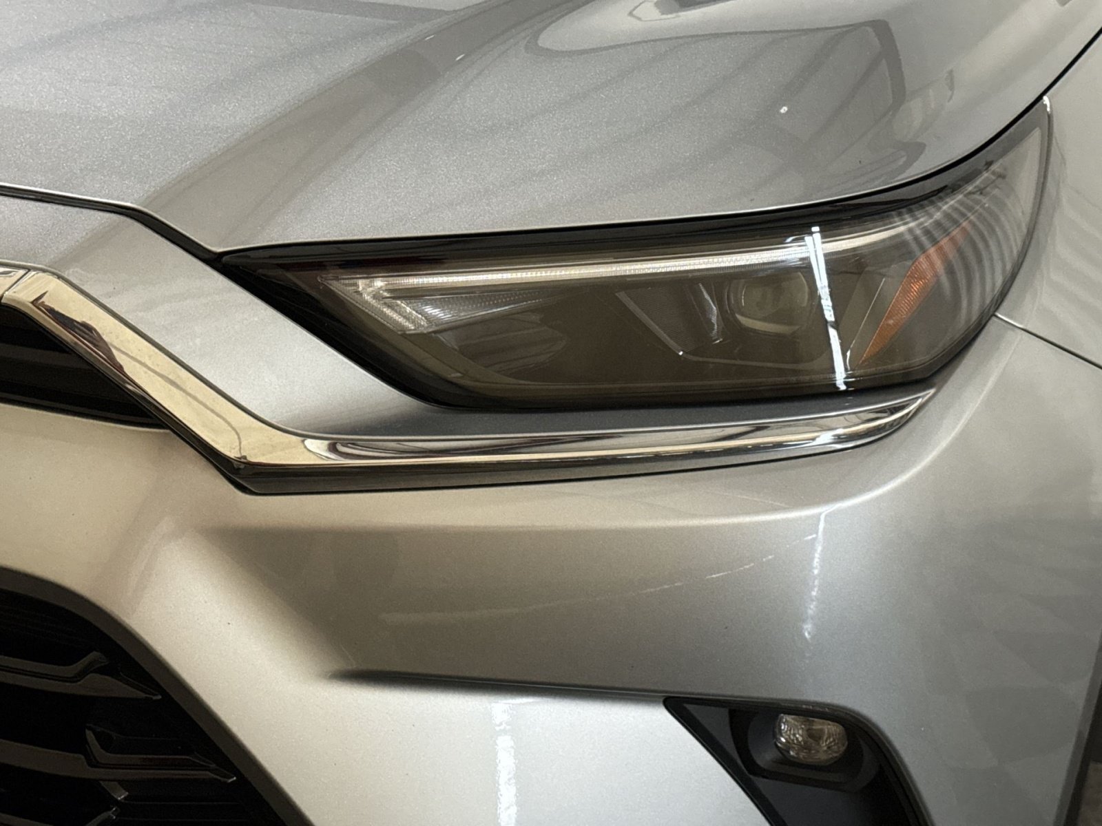 Used 2024 Toyota Grand Highlander AWD image 13