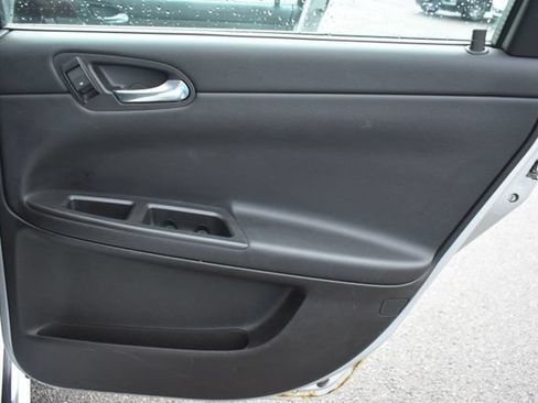 Used 2014 Chevrolet Impala LTZ FWD image 33