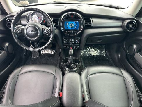 Used 2019 MINI Cooper 2-Door Hardtop FWD image 4