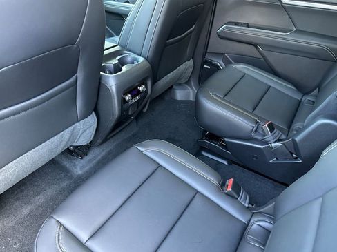 New 2025 GMC Acadia Elevation w/ Elevation Premium Package image 9