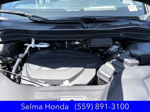 Certified 2025 Honda Ridgeline Black Edition image 27