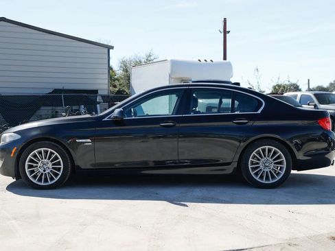 Used 2011 BMW 535i xDrive Sedan image 4