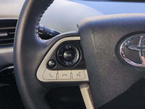 Used 2018 Toyota Prius Four Touring w/ Appearance Package image 23