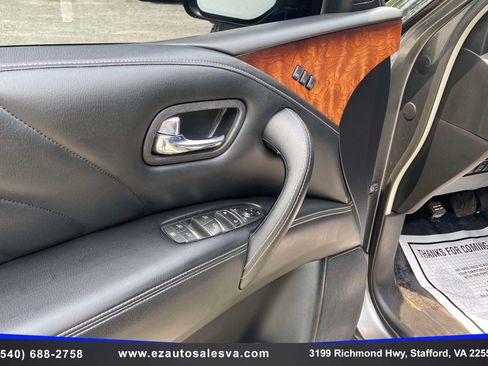 Used 2016 INFINITI QX80 4WD w/ Deluxe Technology Package image 19