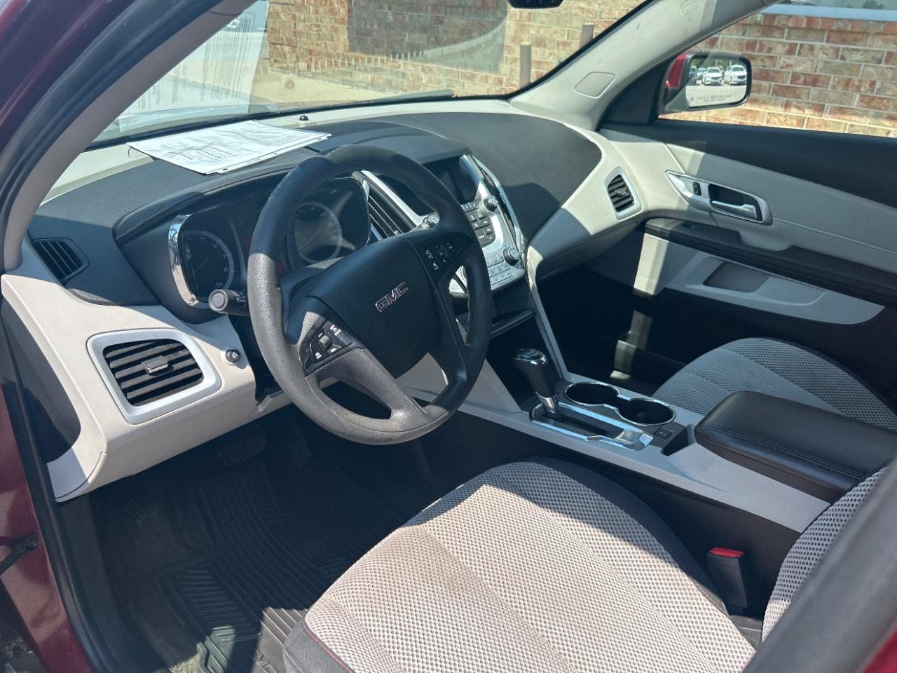 Used 2017 GMC Terrain SLE AWD/4WD image 16