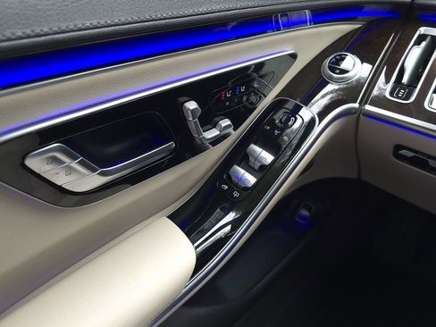 Used 2022 Mercedes-Benz S 500 4MATIC image 29